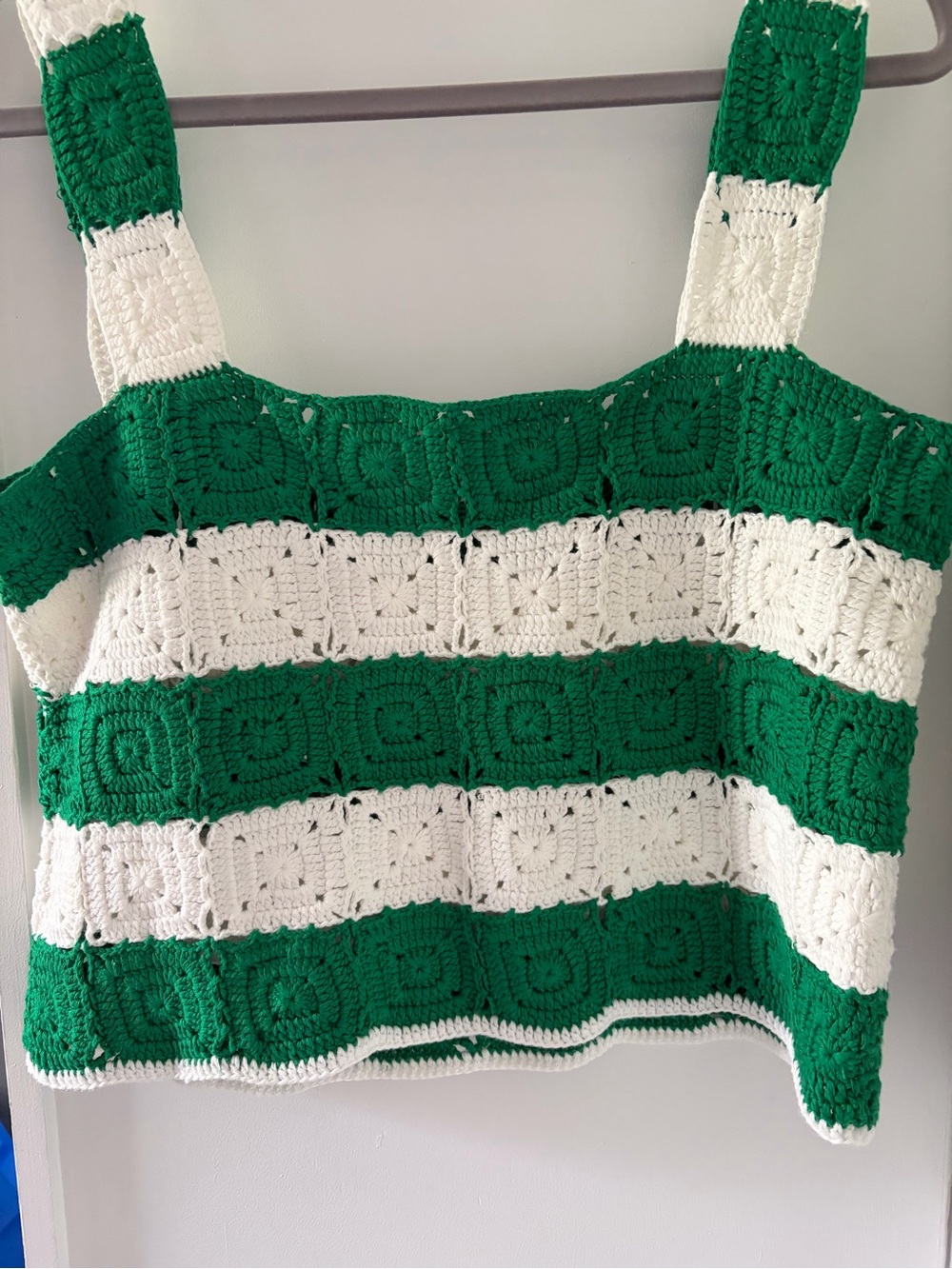 Hyacinth House by Tuckernuck Green & White Crochet Cooper Tank Size L - Picture 3 of 4